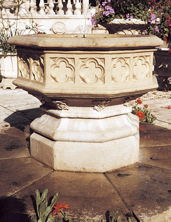 Octagonal Jardiniere Fountain