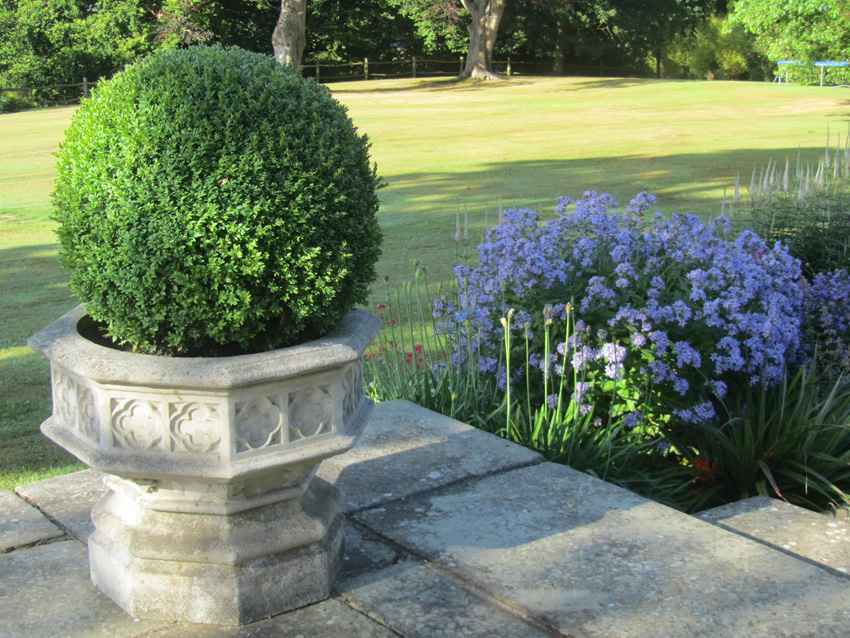 Chilstone's Octagonal Jardiniere makes a beautiful feature planter, but it can be adapted into a water feature.
