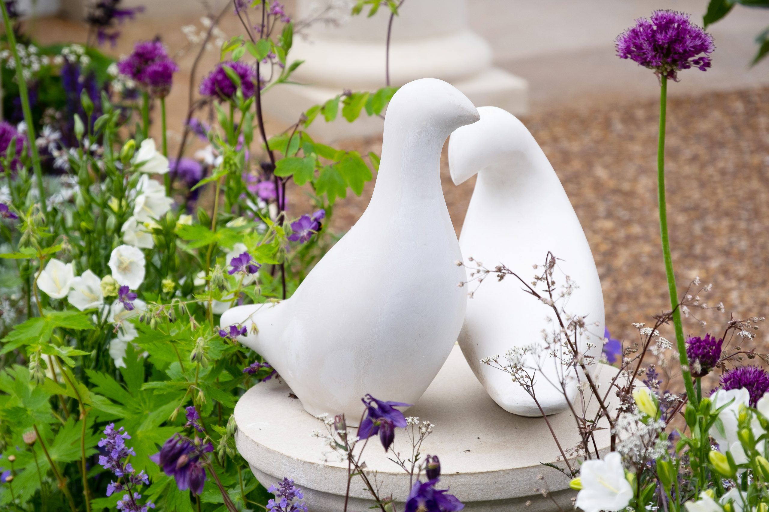 Chilstone doves statue are loved by our customers., adding romance to gardens.