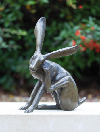 https://www.chilstone.com/garden-ornaments-category/scratching-hare